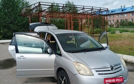 Toyota Corolla Spacio II, 2003 год, 551 000 рублей, 10 фотография