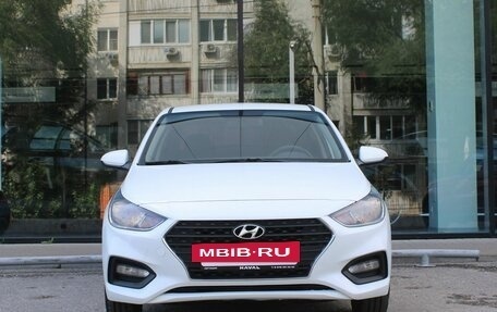 Hyundai Solaris II рестайлинг, 2018 год, 1 285 000 рублей, 2 фотография