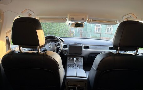 Volkswagen Touareg III, 2016 год, 2 800 000 рублей, 6 фотография