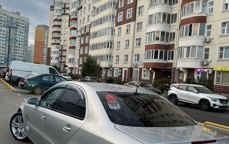 Mercedes-Benz E-Класс, 2002 год, 550 000 рублей, 6 фотография