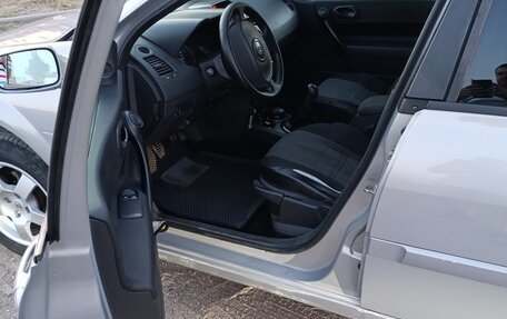 Renault Megane II, 2004 год, 300 000 рублей, 15 фотография