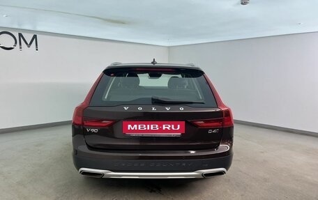 Volvo V90 Cross Country I рестайлинг, 2017 год, 2 250 000 рублей, 4 фотография