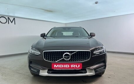 Volvo V90 Cross Country I рестайлинг, 2017 год, 2 250 000 рублей, 3 фотография