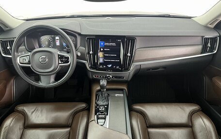 Volvo V90 Cross Country I рестайлинг, 2017 год, 2 250 000 рублей, 21 фотография