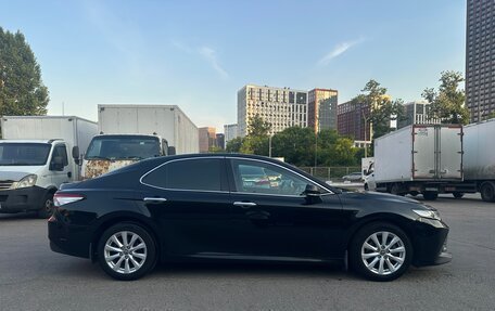 Toyota Camry, 2019 год, 2 290 000 рублей, 3 фотография