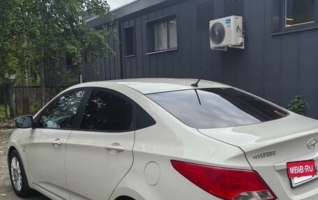 Hyundai Solaris II рестайлинг, 2015 год, 1 250 000 рублей, 6 фотография