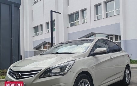 Hyundai Solaris II рестайлинг, 2015 год, 1 250 000 рублей, 2 фотография
