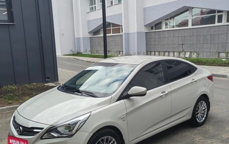 Hyundai Solaris II рестайлинг, 2015 год, 1 250 000 рублей, 3 фотография