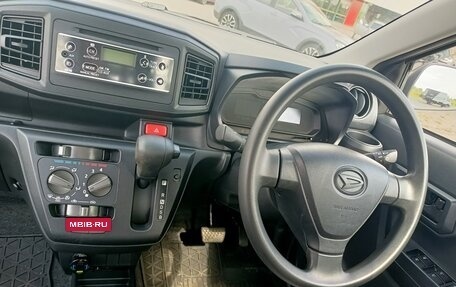 Daihatsu Mira e:S II, 2021 год, 749 000 рублей, 7 фотография