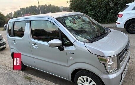 Suzuki Wagon R VI, 2017 год, 868 000 рублей, 2 фотография