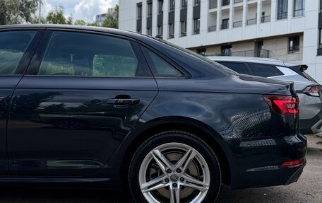 Audi A4, 2018 год, 3 000 000 рублей, 6 фотография
