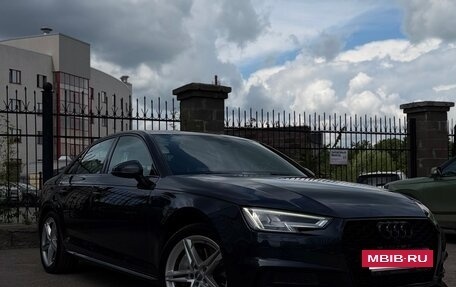 Audi A4, 2018 год, 3 000 000 рублей, 3 фотография