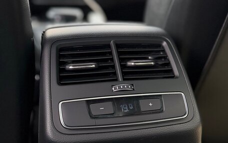 Audi A4, 2018 год, 3 000 000 рублей, 17 фотография