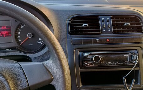Volkswagen Polo VI (EU Market), 2014 год, 720 000 рублей, 5 фотография
