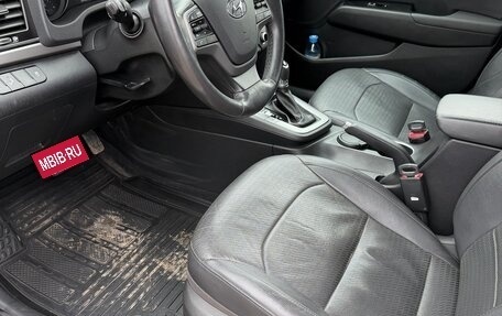 Hyundai Elantra VI рестайлинг, 2016 год, 1 550 000 рублей, 12 фотография