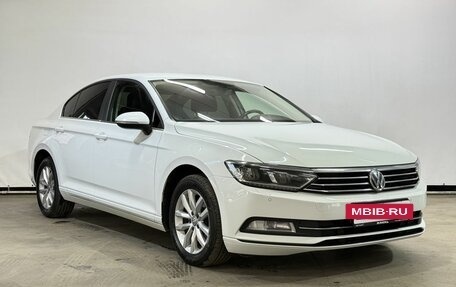 Volkswagen Passat B8 рестайлинг, 2016 год, 1 399 000 рублей, 3 фотография