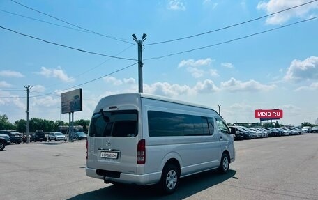 Toyota HiAce H200, 2012 год, 3 399 900 рублей, 6 фотография