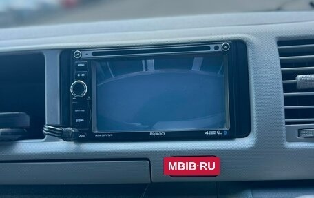 Toyota HiAce H200, 2012 год, 3 399 900 рублей, 17 фотография
