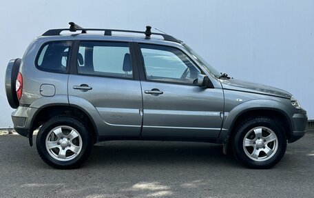 Chevrolet Niva I рестайлинг, 2011 год, 515 000 рублей, 4 фотография