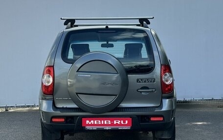 Chevrolet Niva I рестайлинг, 2011 год, 515 000 рублей, 6 фотография