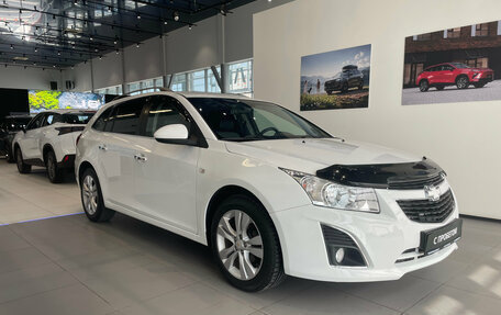 Chevrolet Cruze II, 2013 год, 835 000 рублей, 3 фотография