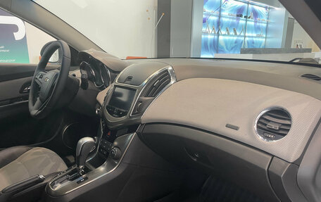 Chevrolet Cruze II, 2013 год, 835 000 рублей, 22 фотография