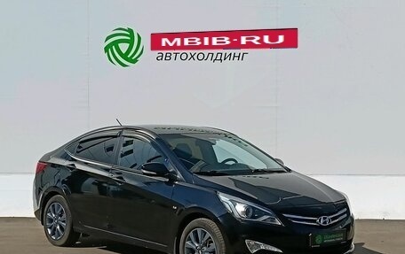 Hyundai Solaris II рестайлинг, 2015 год, 930 000 рублей, 3 фотография