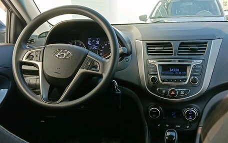 Hyundai Solaris II рестайлинг, 2015 год, 930 000 рублей, 13 фотография