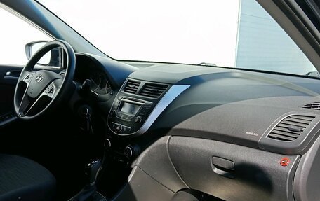 Hyundai Solaris II рестайлинг, 2015 год, 930 000 рублей, 9 фотография