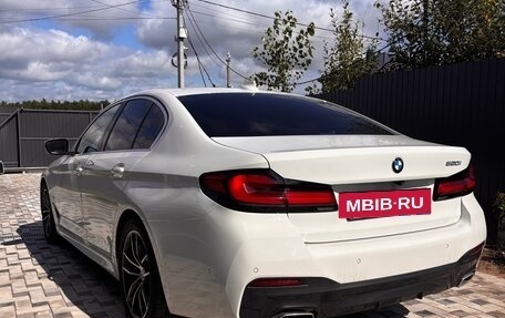 BMW 5 серия, 2022 год, 4 800 000 рублей, 4 фотография