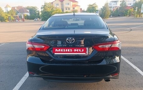 Toyota Camry, 2020 год, 2 800 000 рублей, 7 фотография