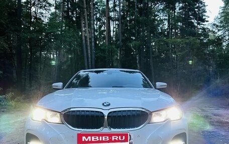 BMW 3 серия, 2019 год, 2 630 000 рублей, 3 фотография
