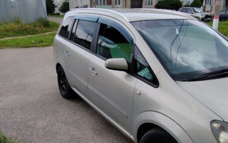 Opel Zafira B, 2008 год, 570 000 рублей, 3 фотография