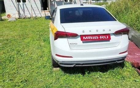 Skoda Rapid II, 2021 год, 930 000 рублей, 2 фотография