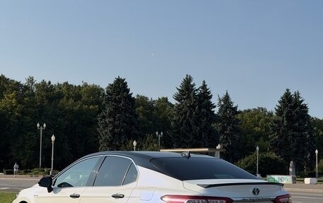 Toyota Camry, 2022 год, 3 500 000 рублей, 12 фотография