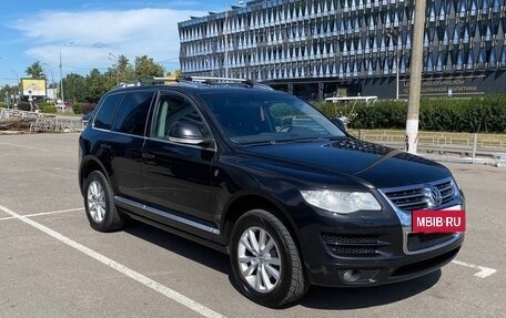 Volkswagen Touareg III, 2009 год, 1 350 000 рублей, 2 фотография