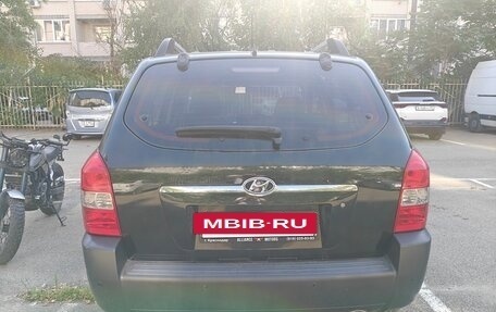 Hyundai Tucson III, 2006 год, 750 000 рублей, 3 фотография