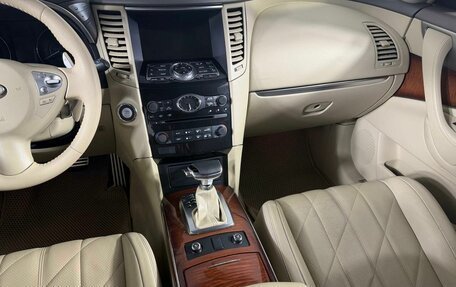 Infiniti FX II, 2012 год, 1 999 000 рублей, 27 фотография