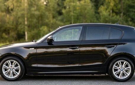 BMW 1 серия, 2011 год, 800 000 рублей, 6 фотография
