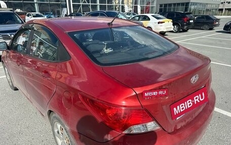 Hyundai Solaris II рестайлинг, 2012 год, 690 000 рублей, 4 фотография