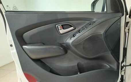 Hyundai ix35 I рестайлинг, 2012 год, 1 290 000 рублей, 2 фотография