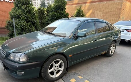 Toyota Avensis III рестайлинг, 2000 год, 215 000 рублей, 2 фотография