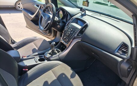 Opel Astra J, 2011 год, 755 000 рублей, 18 фотография