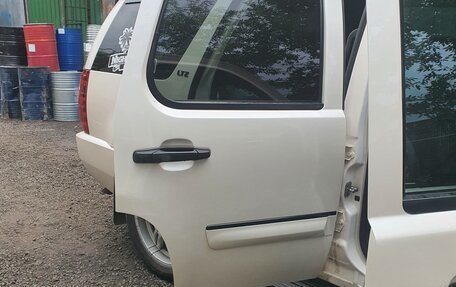 Chevrolet Tahoe III, 2011 год, 2 800 000 рублей, 15 фотография