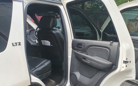 Chevrolet Tahoe III, 2011 год, 2 800 000 рублей, 17 фотография