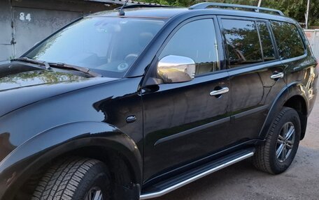 Mitsubishi Pajero Sport II рестайлинг, 2015 год, 2 050 000 рублей, 2 фотография