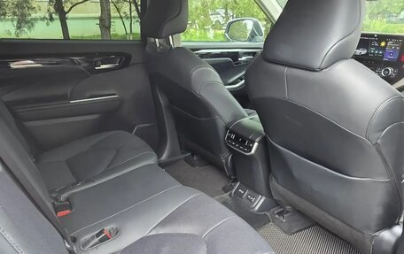 Toyota Highlander, 2025 год, 4 800 000 рублей, 9 фотография