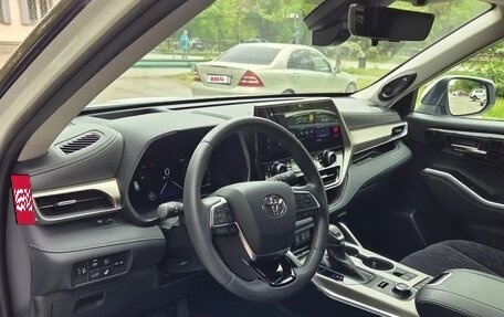 Toyota Highlander, 2025 год, 4 800 000 рублей, 10 фотография