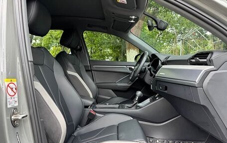 Audi Q3, 2022 год, 1 980 000 рублей, 10 фотография