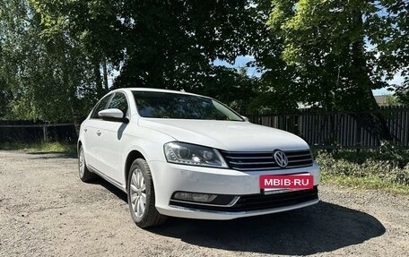 Volkswagen Passat B7, 2013 год, 1 165 000 рублей, 2 фотография